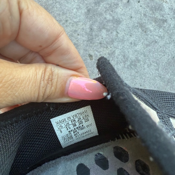 adidas NMD Hu Pharrell Shoes Size 5 Mens - MAKE AN OFFER - Picture 4 of 10